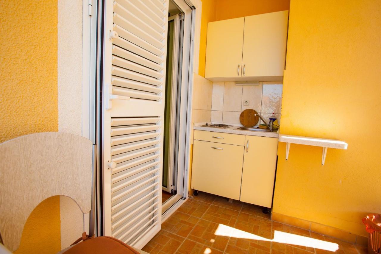 Apartments With A Parking Space Podgora, Makarska - 12816 Екстериор снимка