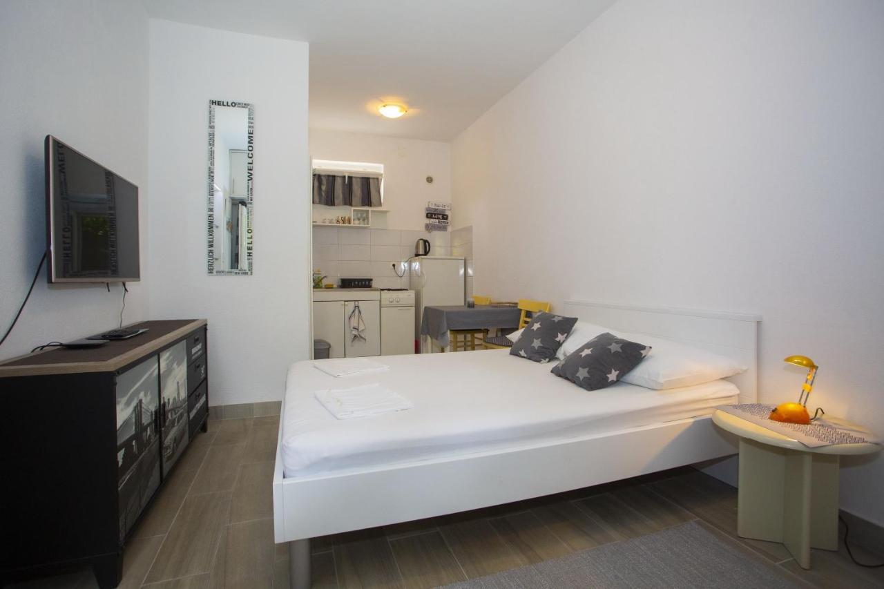 Apartments With A Parking Space Podgora, Makarska - 12816 Екстериор снимка