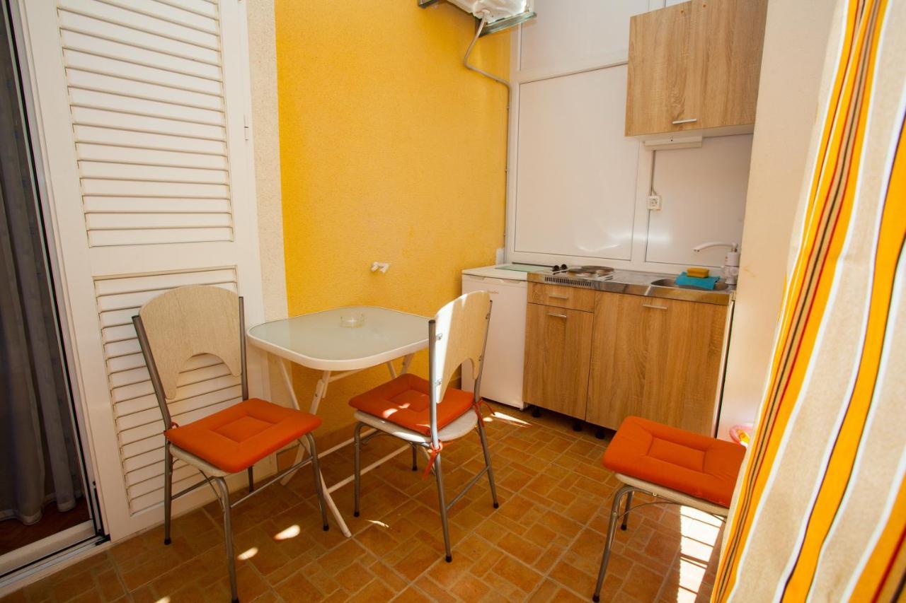 Apartments With A Parking Space Podgora, Makarska - 12816 Екстериор снимка