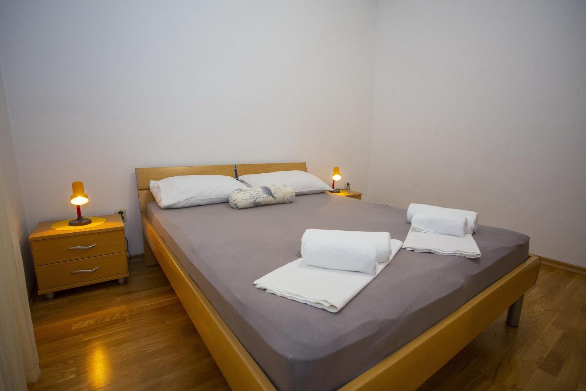 Apartments With A Parking Space Podgora, Makarska - 12816 Стая снимка