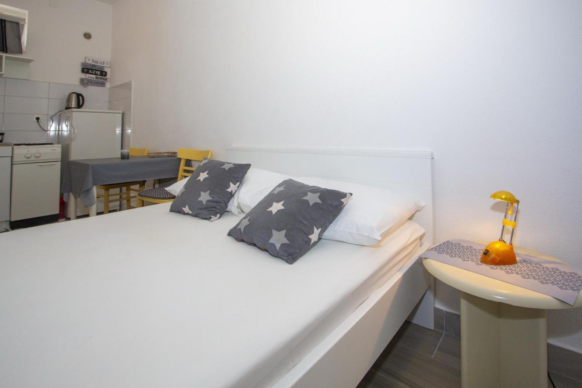 Apartments With A Parking Space Podgora, Makarska - 12816 Стая снимка